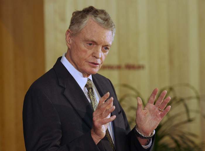 Tom Osborne 2007 new athletic director